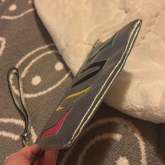 Juicy Couture LOVE Pebbled Leather Clutch Wristlet - Picture 7 of 16